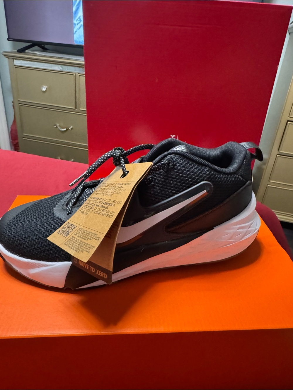 Nike Team Hustle D 12 GS Black White Basketball Shoes NWT